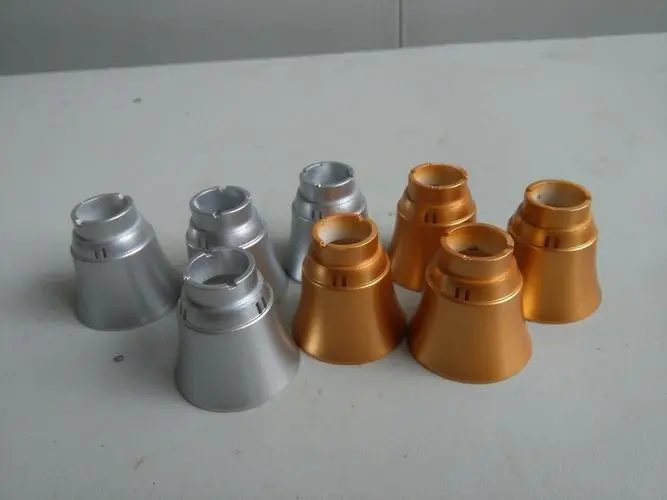 五金件噴漆產(chǎn)生的廢氣應該怎么處理呢？